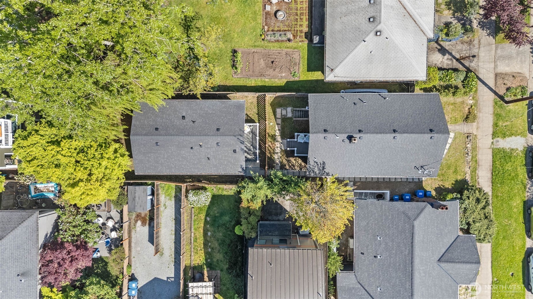 1411 26th Avenue , Seattle, WA 98122-3101