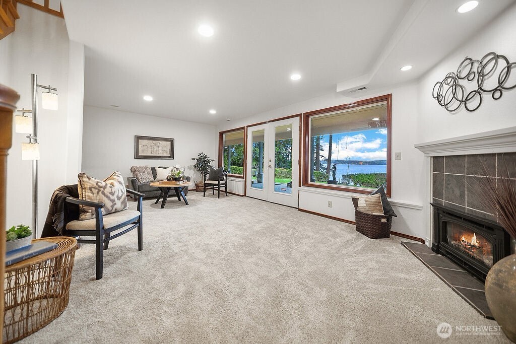 141 E WINTERWOOD Drive , Grapeview, WA 98546