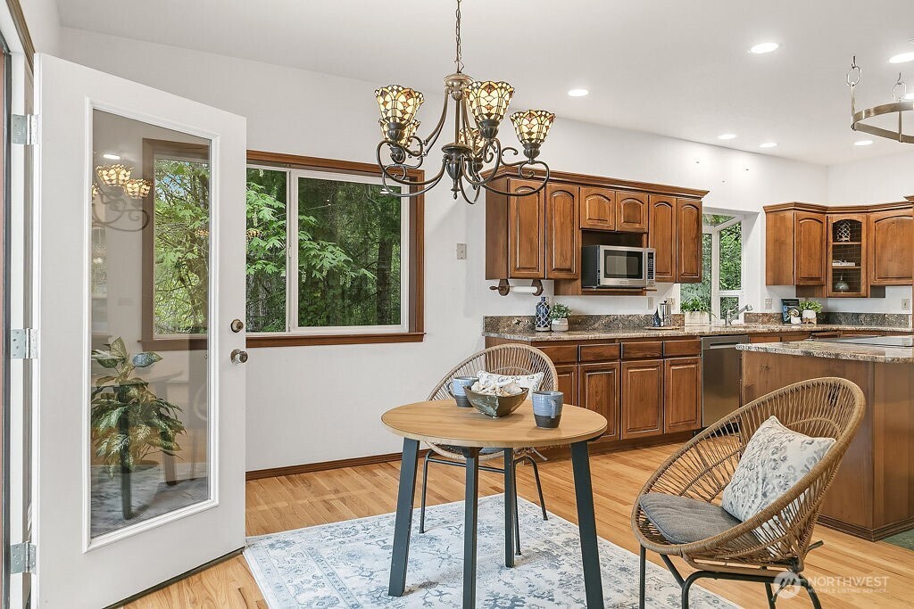 141 E WINTERWOOD Drive , Grapeview, WA 98546