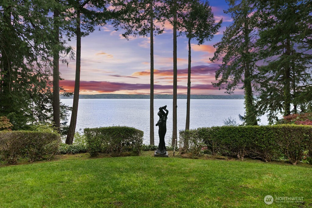 141 E WINTERWOOD Drive , Grapeview, WA 98546