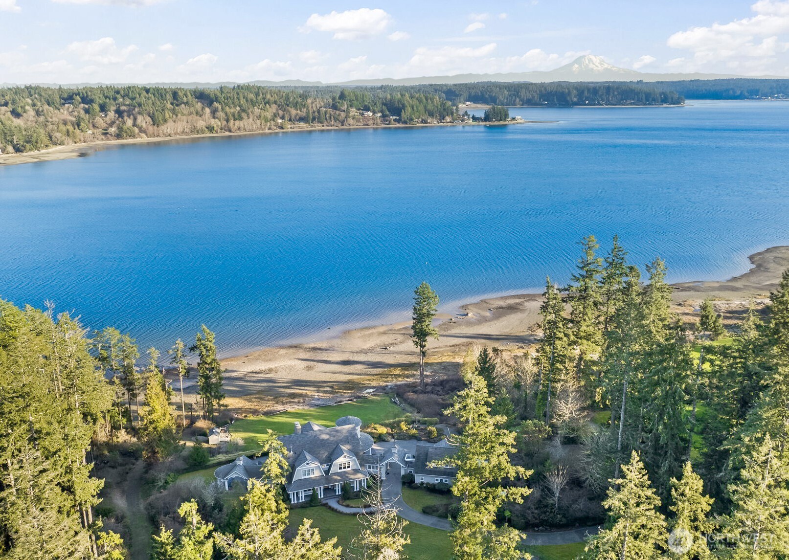 7104 E Grapeview Loop Road , Allyn, WA 98524