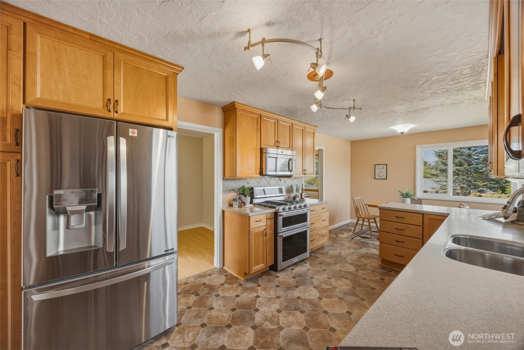 1119 Longview Avenue , Anacortes, WA 98221