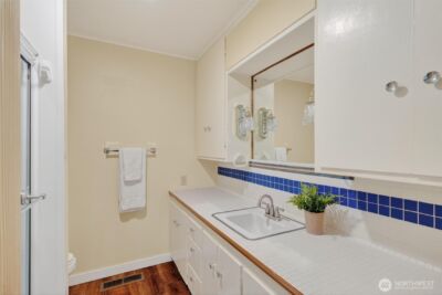 1119 Longview Avenue , Anacortes, WA 98221 - Photo 26