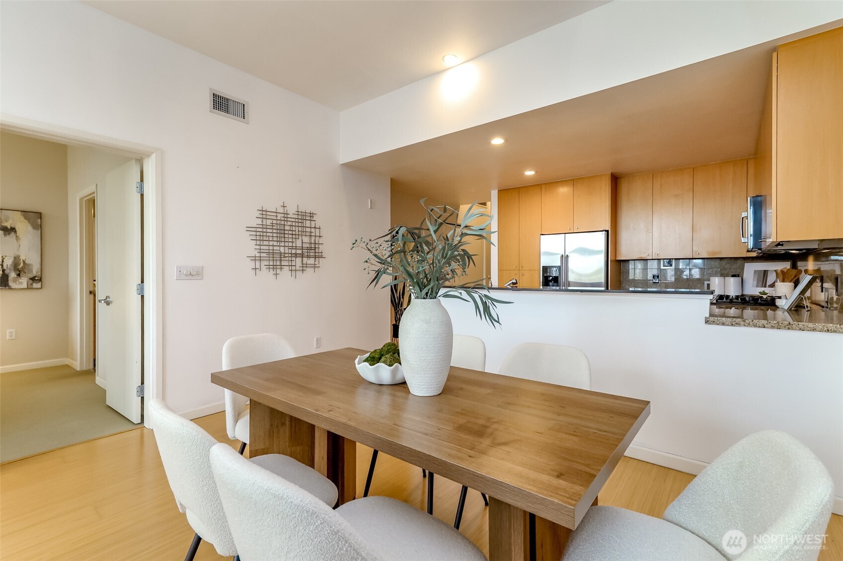 17 W Mercer Street #301, Seattle, WA 98119