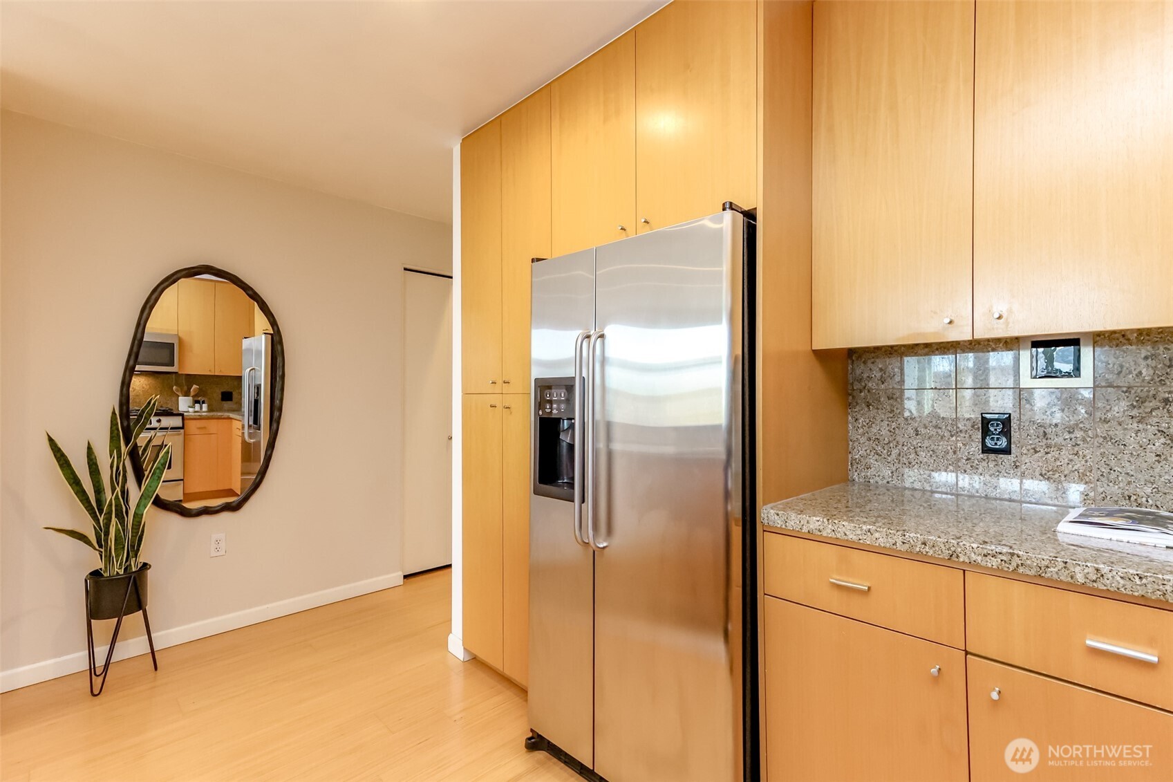 17 W Mercer Street #301, Seattle, WA 98119
