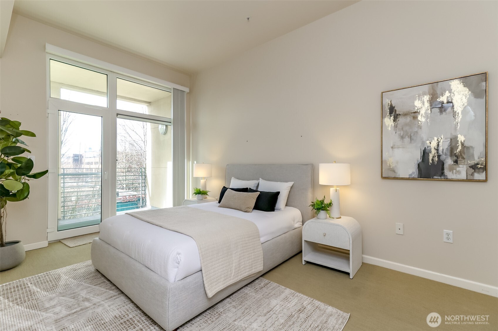 17 W Mercer Street #301, Seattle, WA 98119