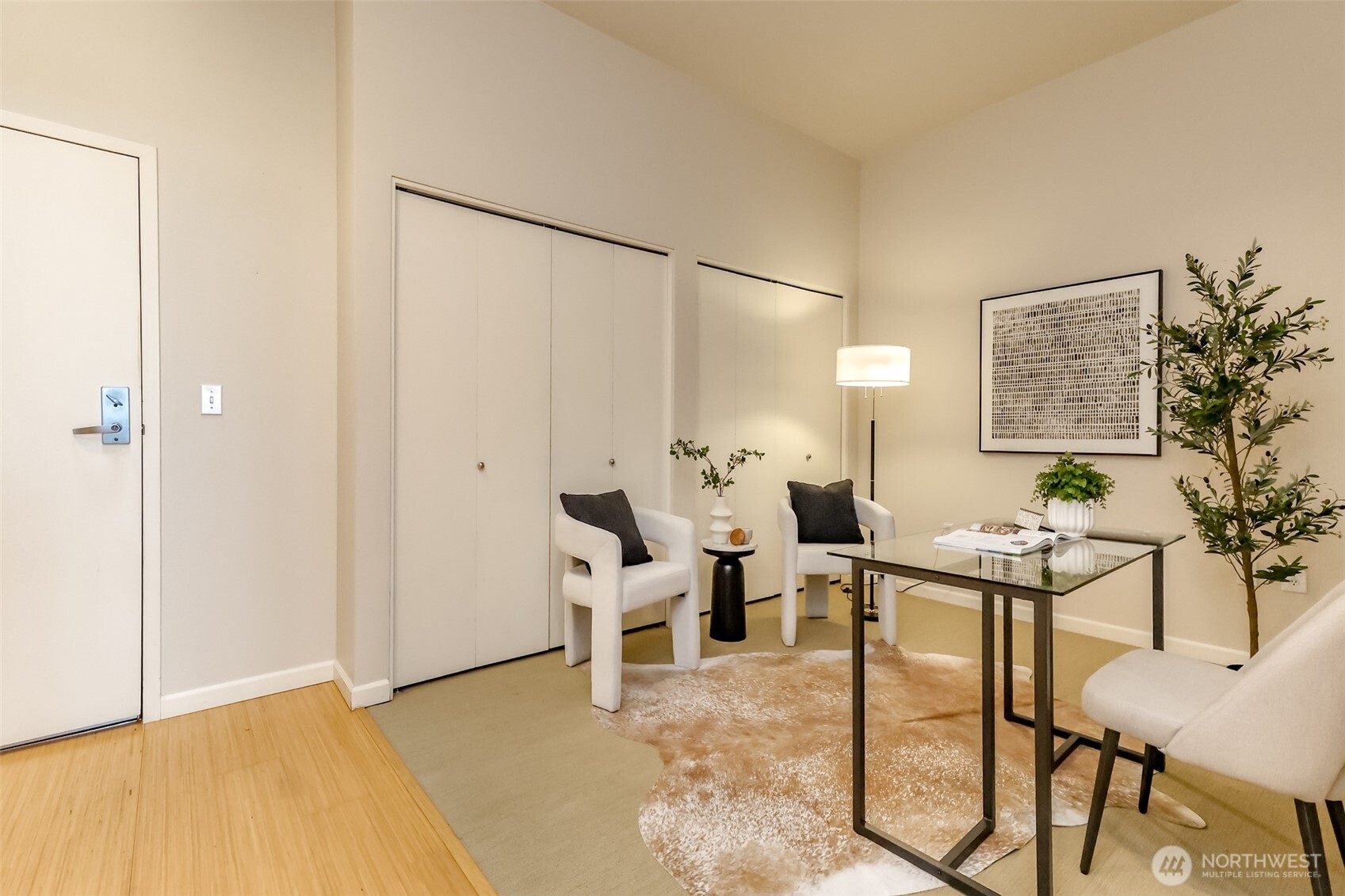 17 W Mercer Street #301, Seattle, WA 98119