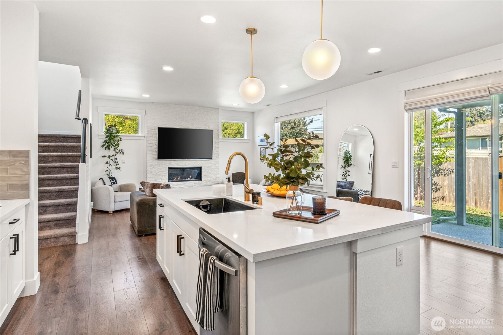 20803 9th Place W, Lynnwood, WA 98036