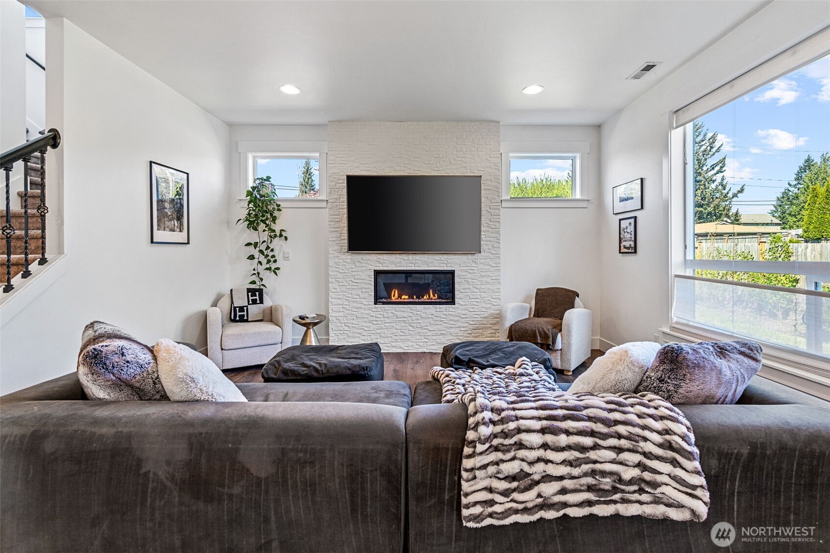 20803 9th Place W, Lynnwood, WA 98036