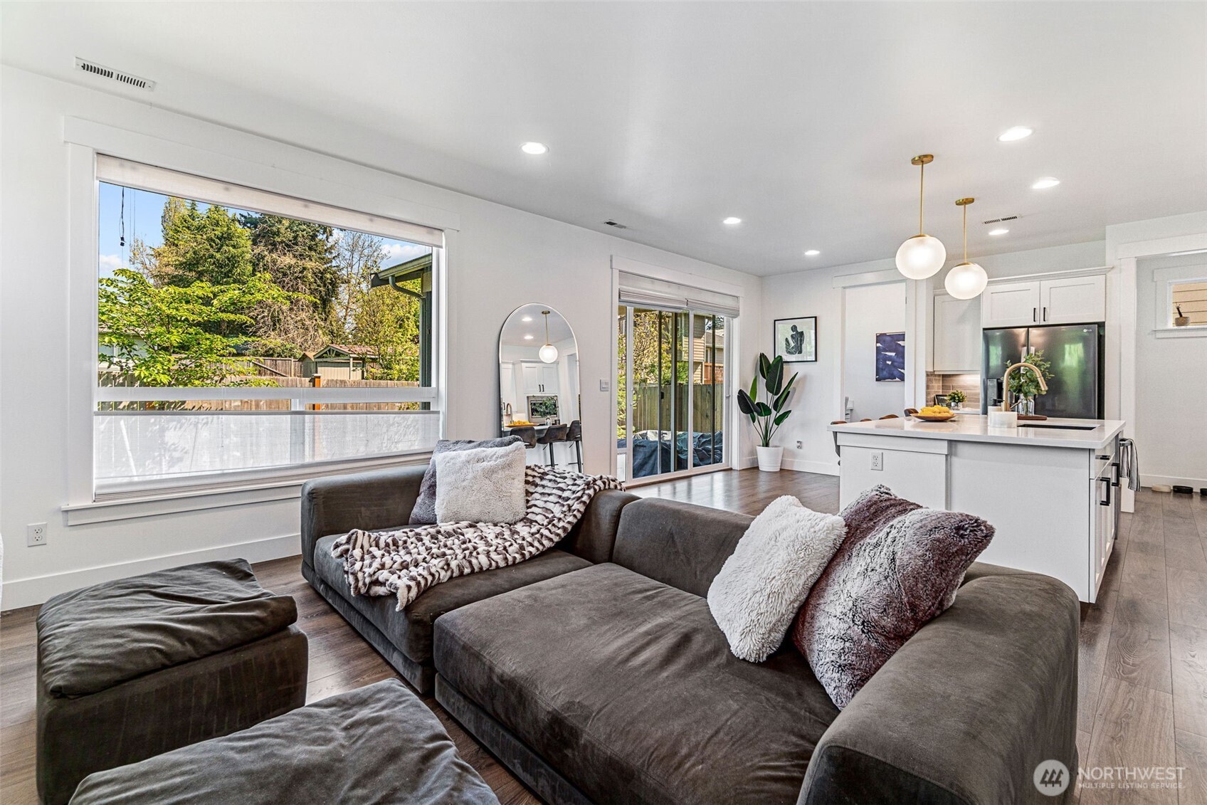 20803 9th Place W, Lynnwood, WA 98036