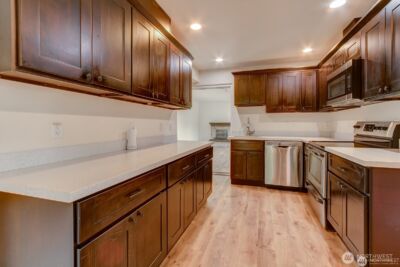 2618 30th Avenue E, Tacoma, WA 98443 - Photo 5