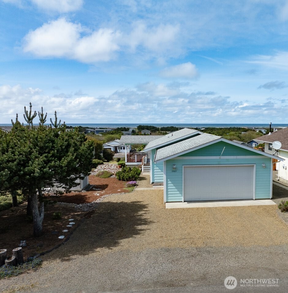 33013 J Place , Ocean Park, WA 98640