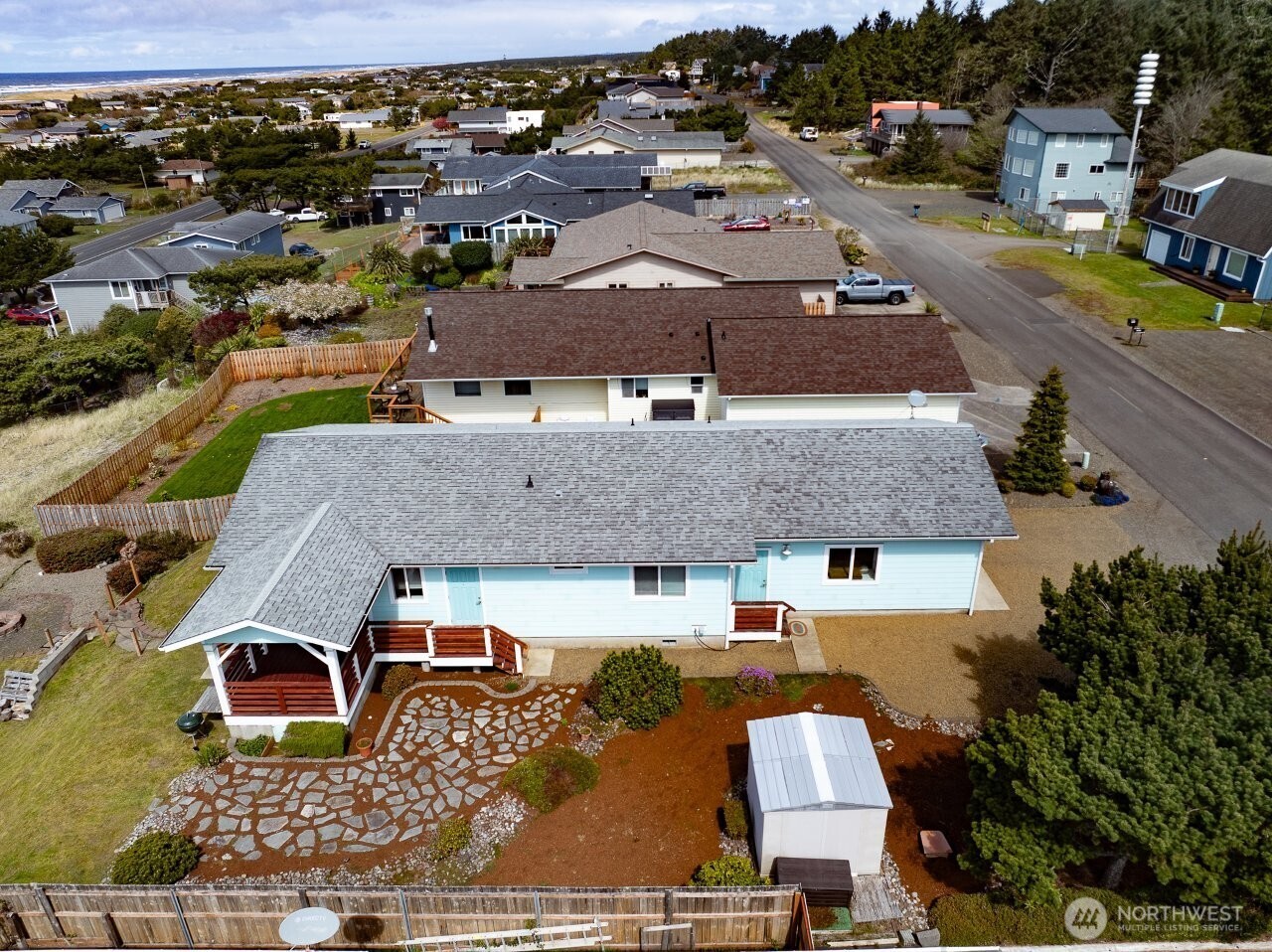 33013 J Place , Ocean Park, WA 98640