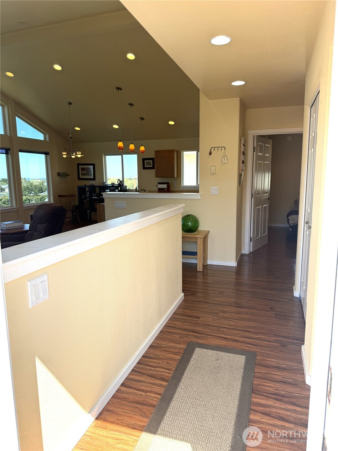 33013 J Place , Ocean Park, WA 98640