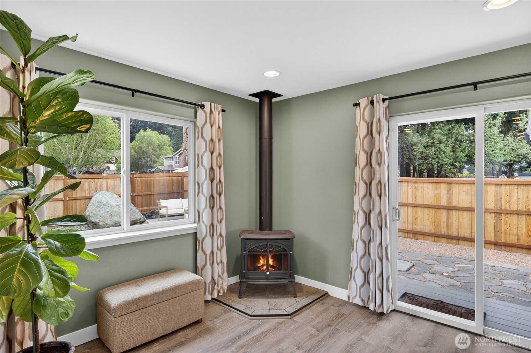 1584 Country Club Drive , Camano Island, WA 98282