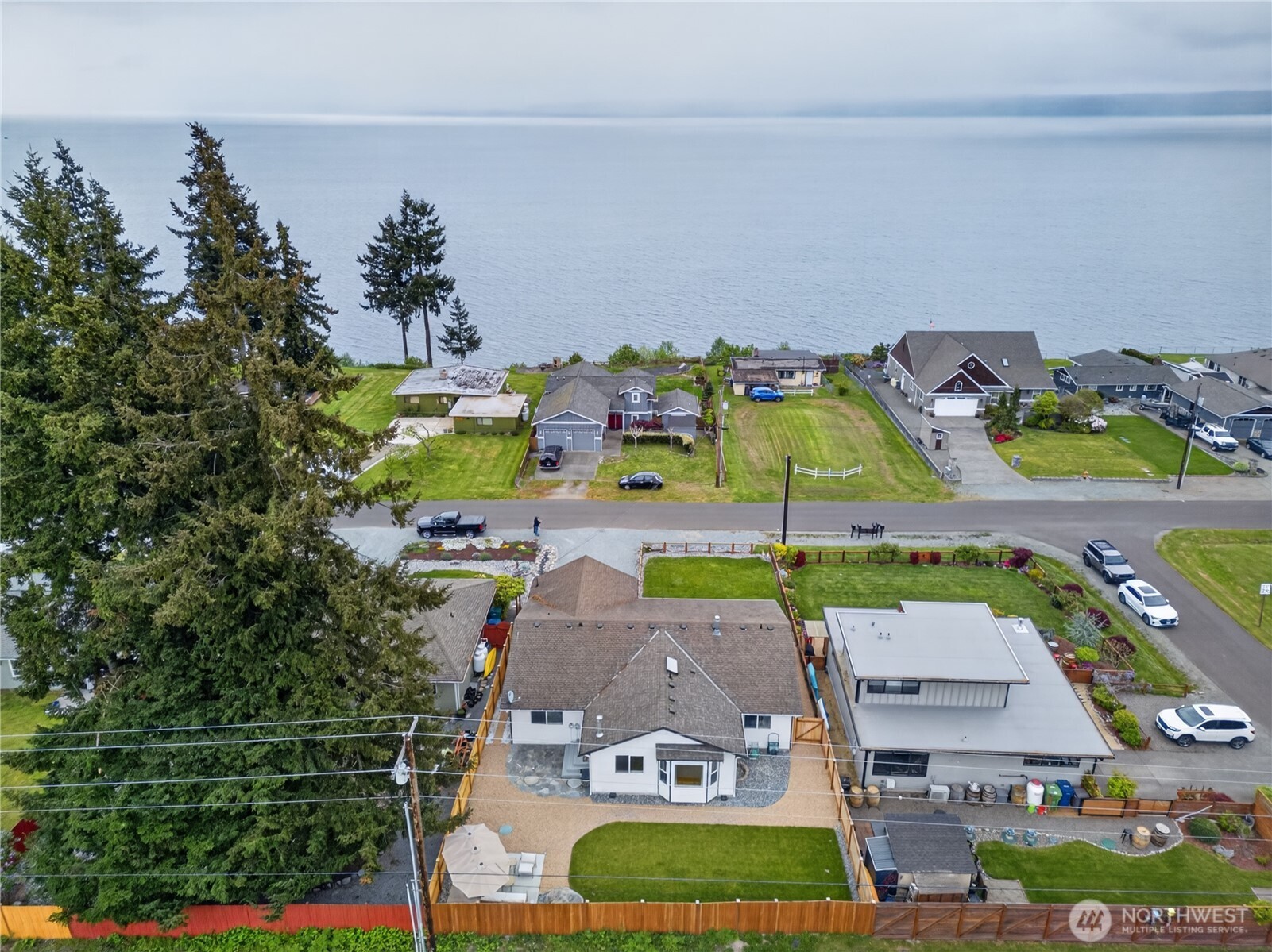 1584 Country Club Drive , Camano Island, WA 98282