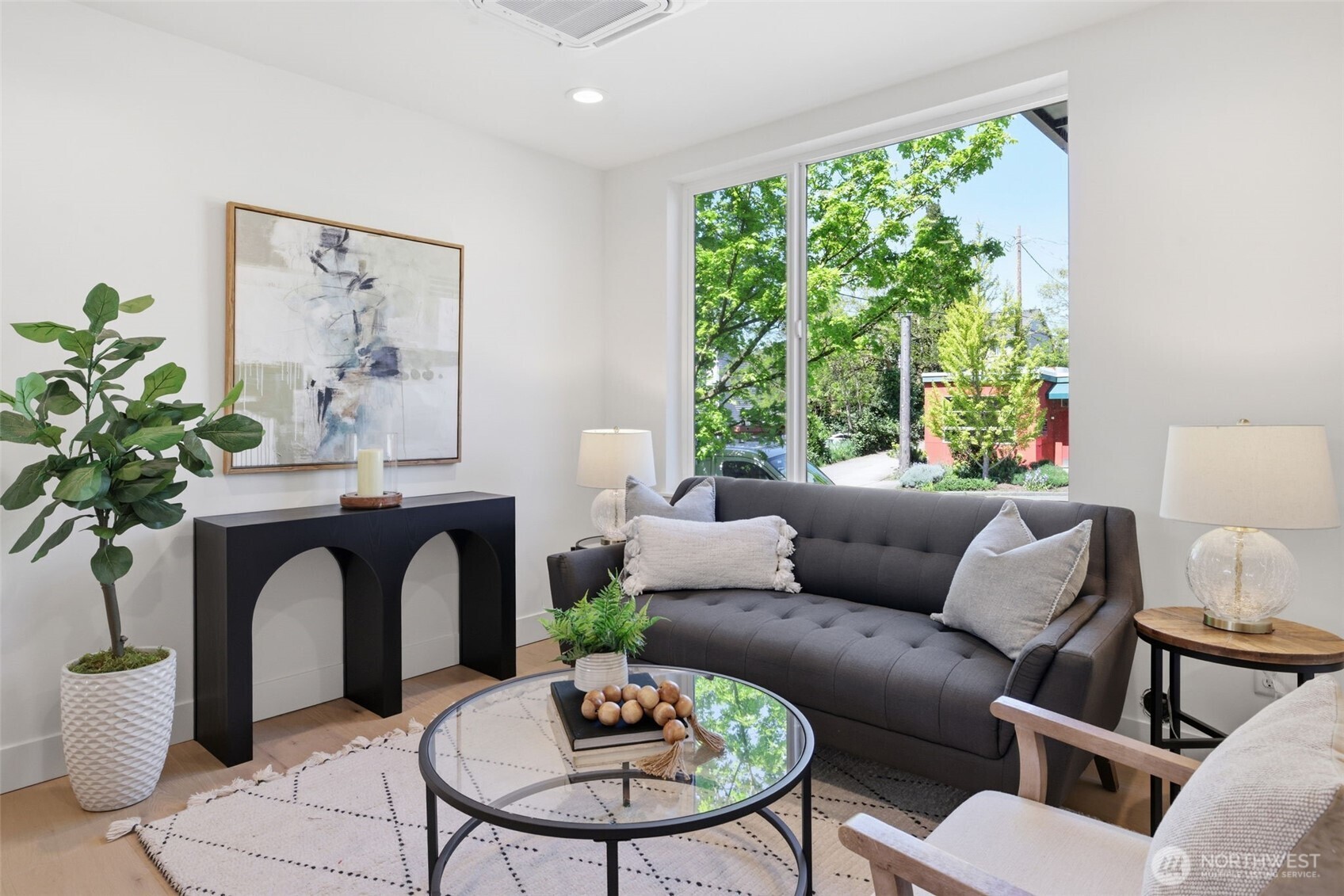 6406 Fauntleroy Way SW, Seattle, WA 98136-1855