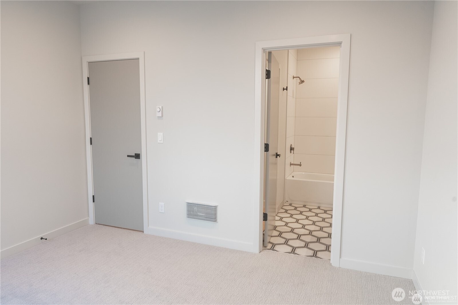 4320 A Wallingford Avenue N, Seattle, WA 98103