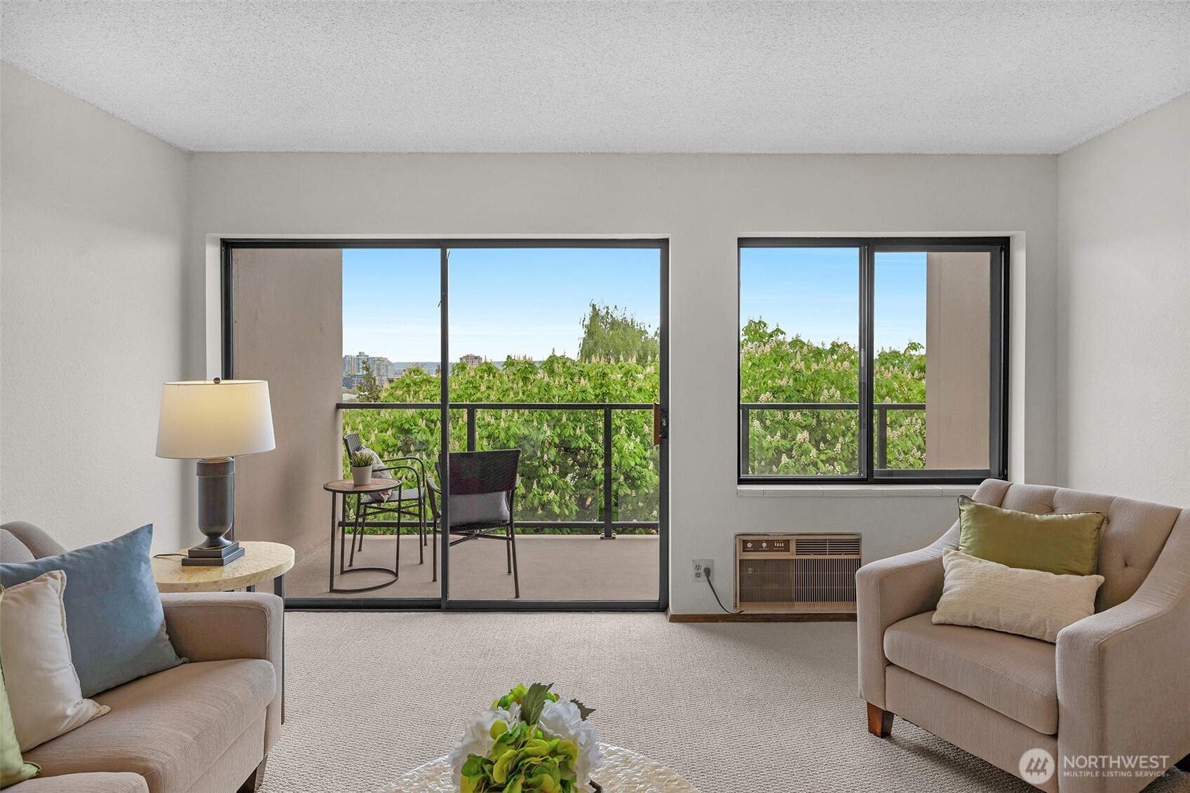 100 Ward Street #104, Seattle, WA 98109-3630
