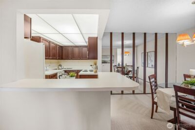 100 Ward Street #104, Seattle, WA 98109-3630 - Photo 19