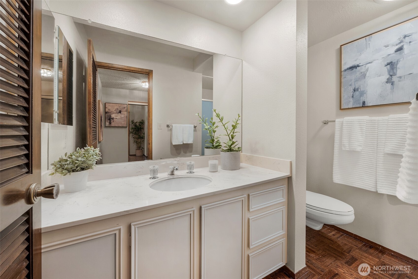 100 Ward Street #104, Seattle, WA 98109-3630
