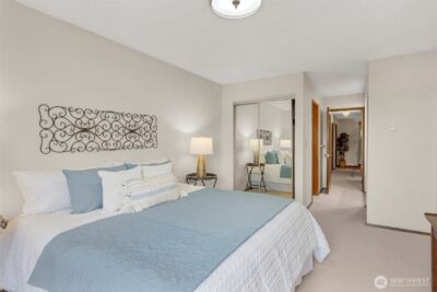 100 Ward Street #104, Seattle, WA 98109-3630 - Photo 25