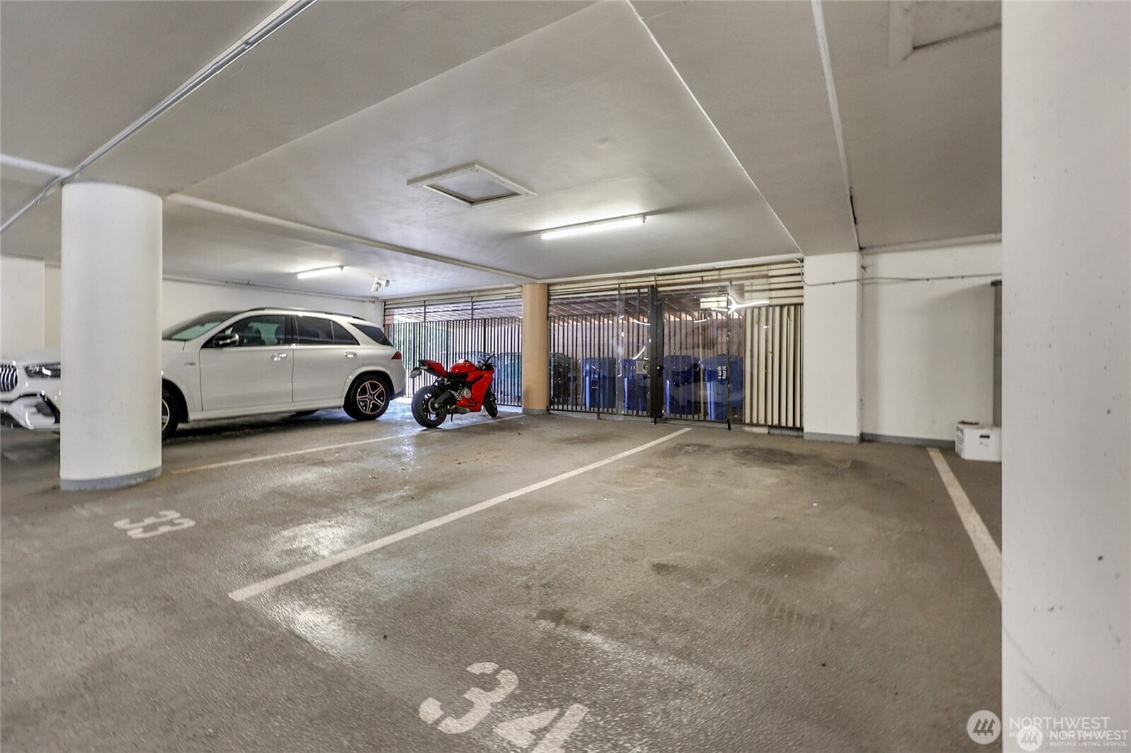 100 Ward Street #104, Seattle, WA 98109-3630