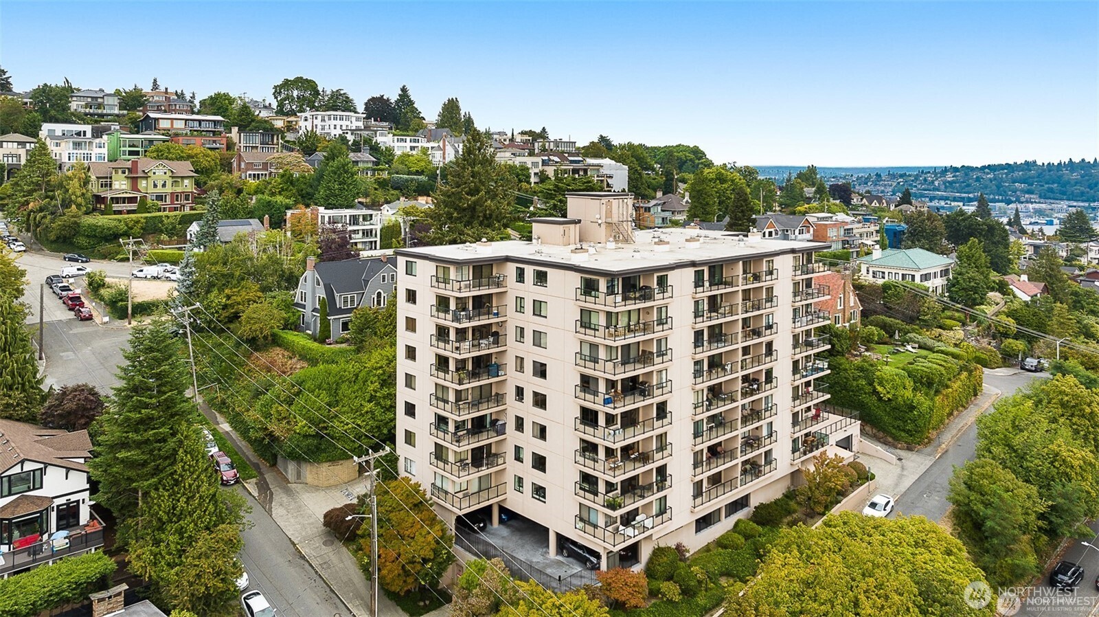 100 Ward Street #104, Seattle, WA 98109-3630
