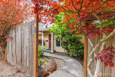 1811 29th Avenue , Seattle, WA 98122 - Photo 1