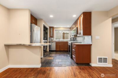 1811 29th Avenue , Seattle, WA 98122 - Photo 19