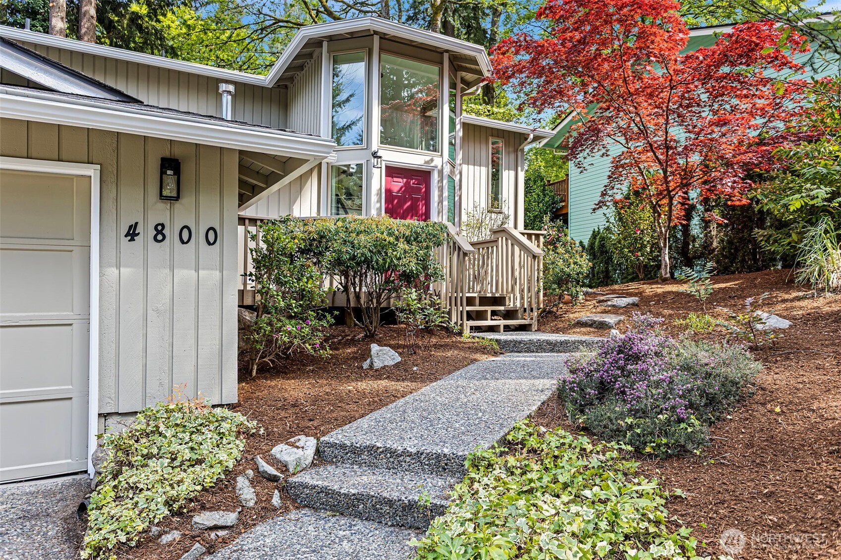 4800 152nd Place SE, Bellevue, WA 98006