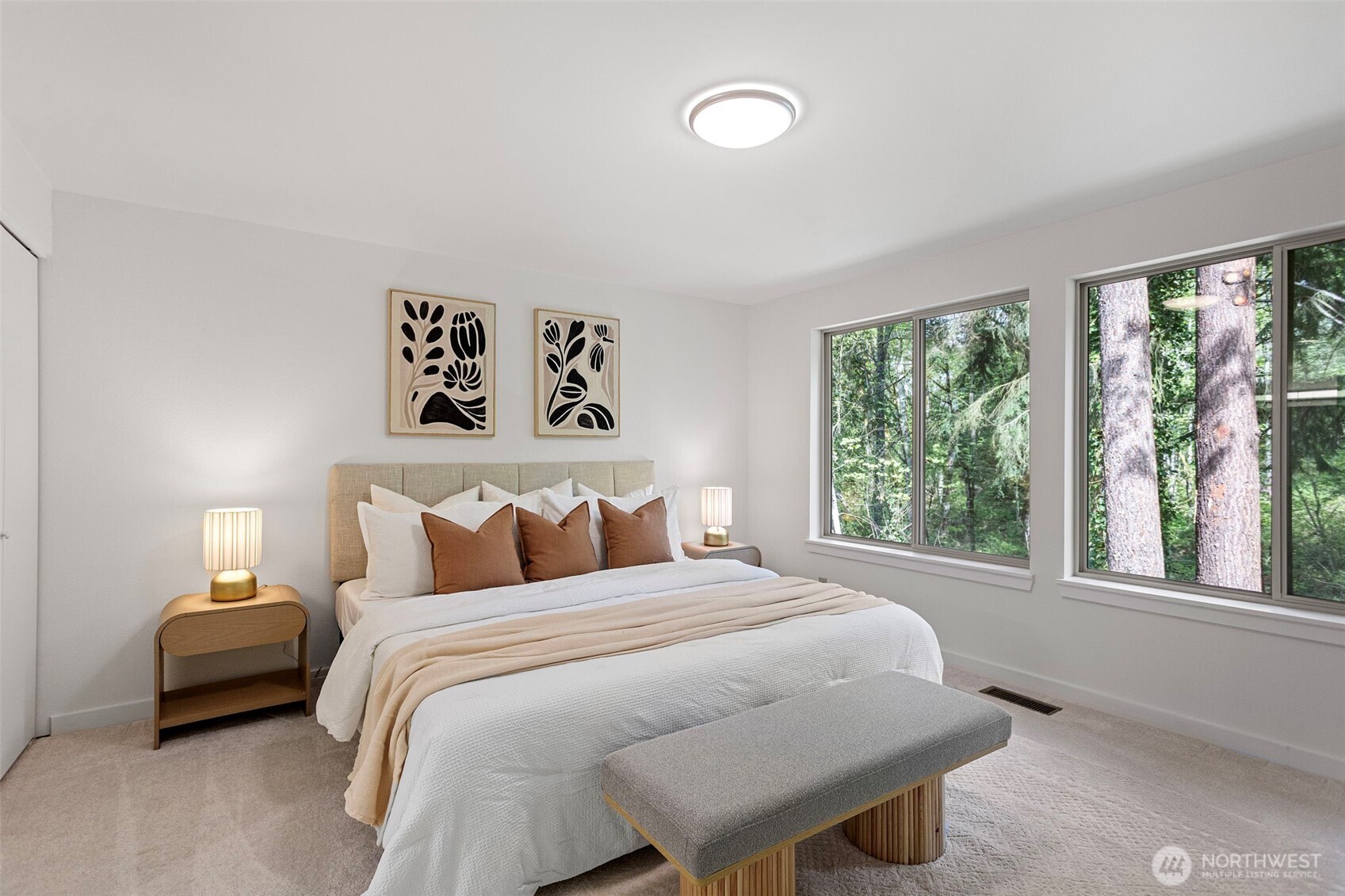 4800 152nd Place SE, Bellevue, WA 98006