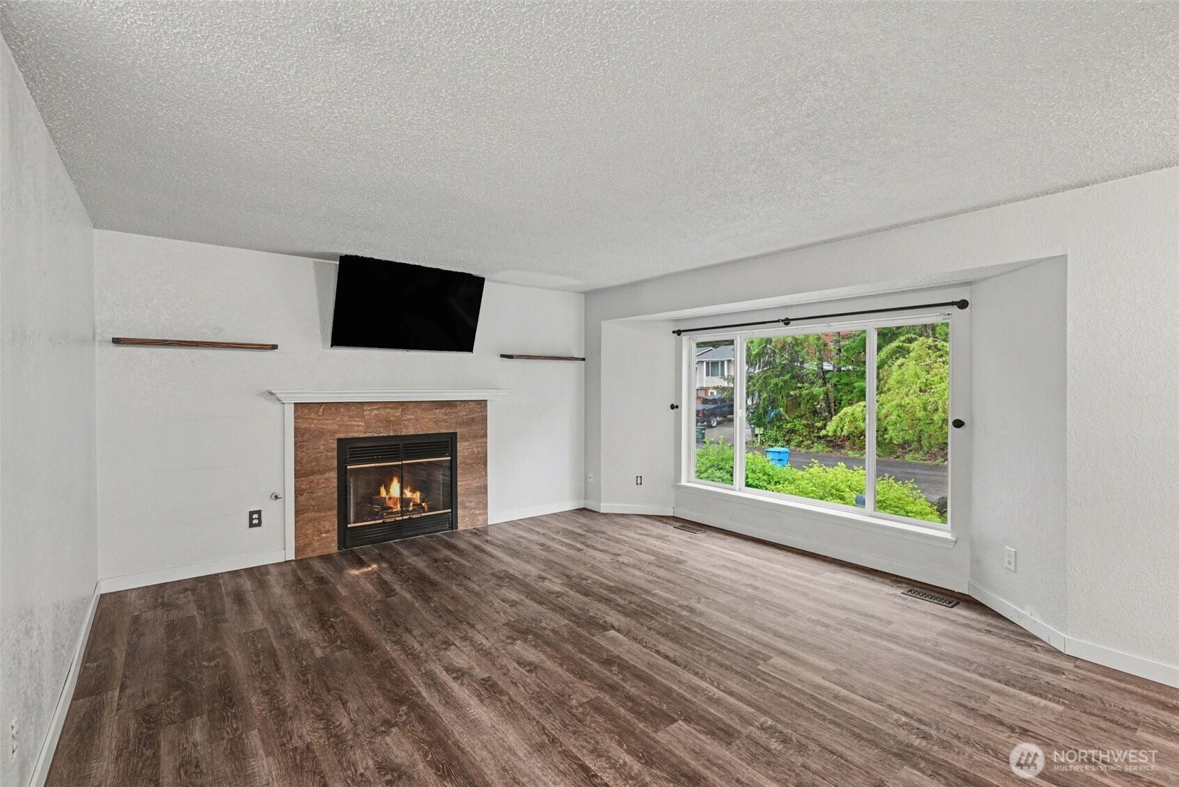 8203 181st Avenue E, Bonney Lake, WA 98391