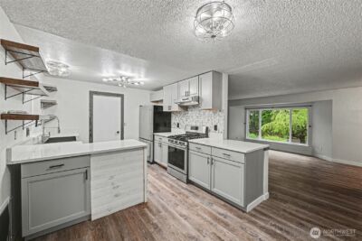 8203 181st Avenue E, Bonney Lake, WA 98391 - Photo 15
