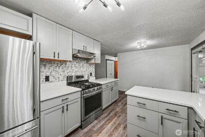8203 181st Avenue E, Bonney Lake, WA 98391 - Photo 17