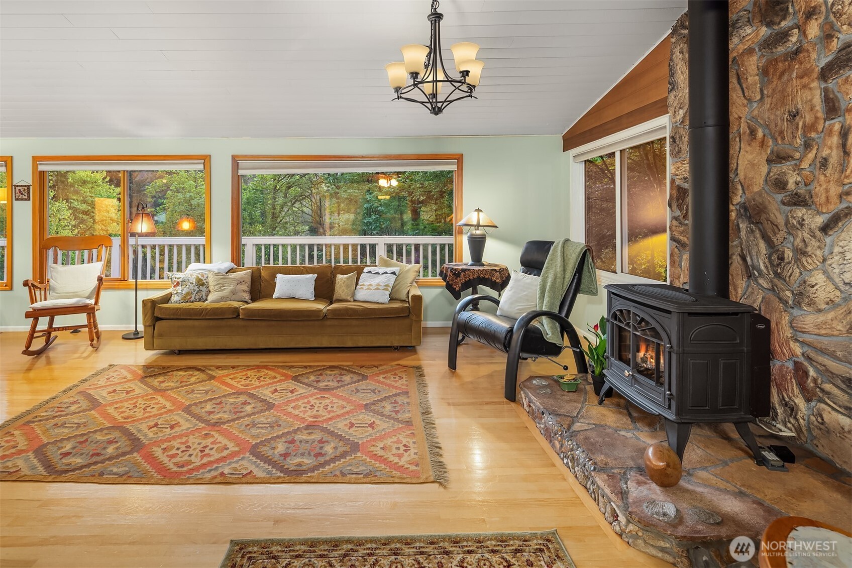 10408 238th Way SE, Issaquah, WA 98027-4816