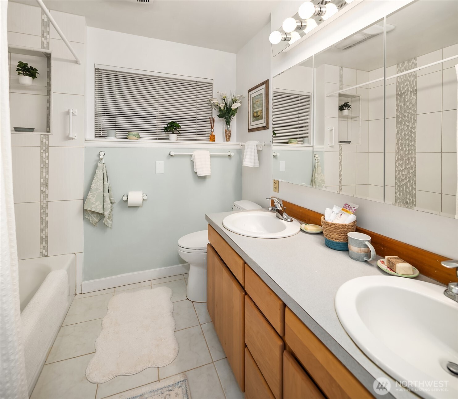 10408 238th Way SE, Issaquah, WA 98027-4816