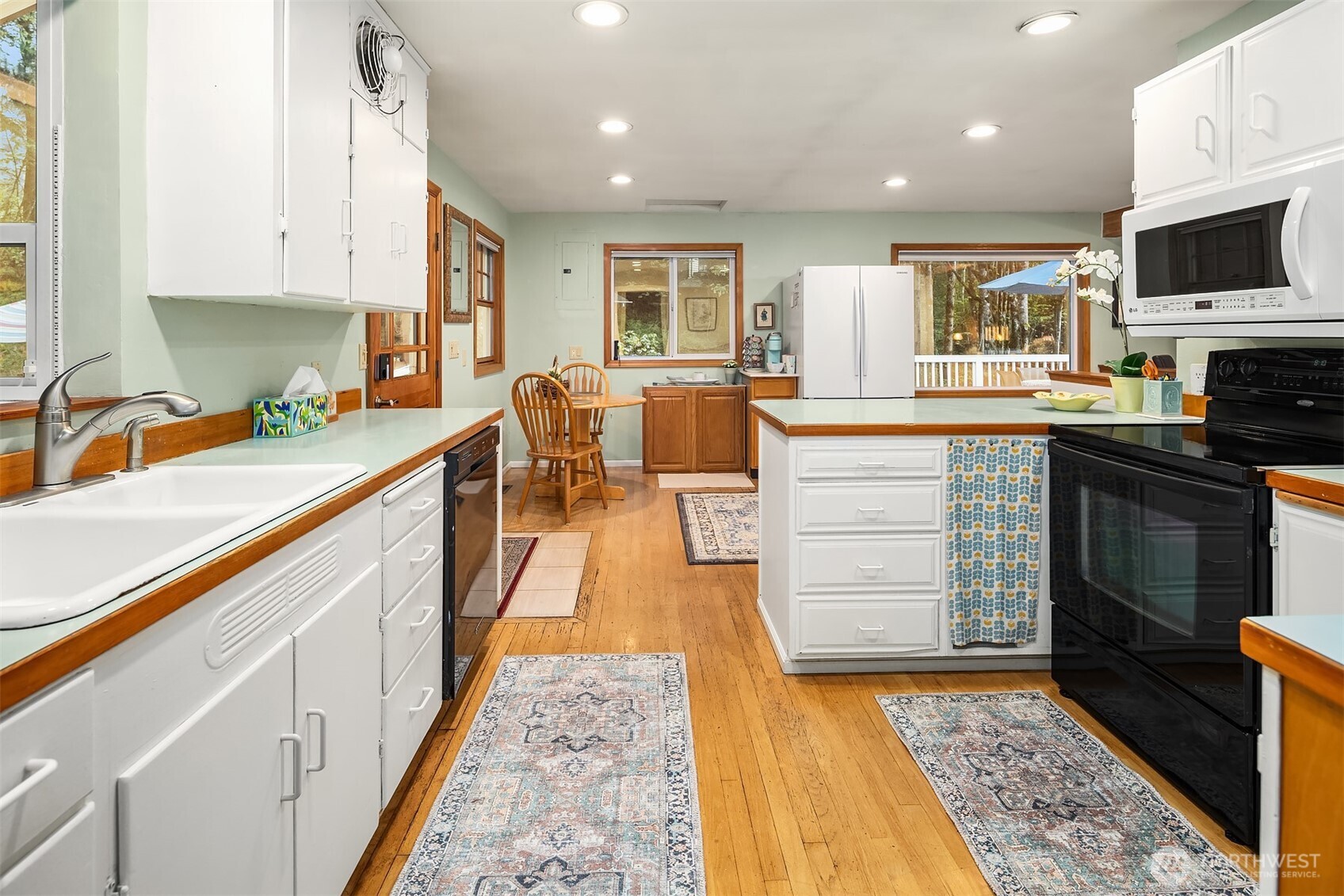 10408 238th Way SE, Issaquah, WA 98027-4816