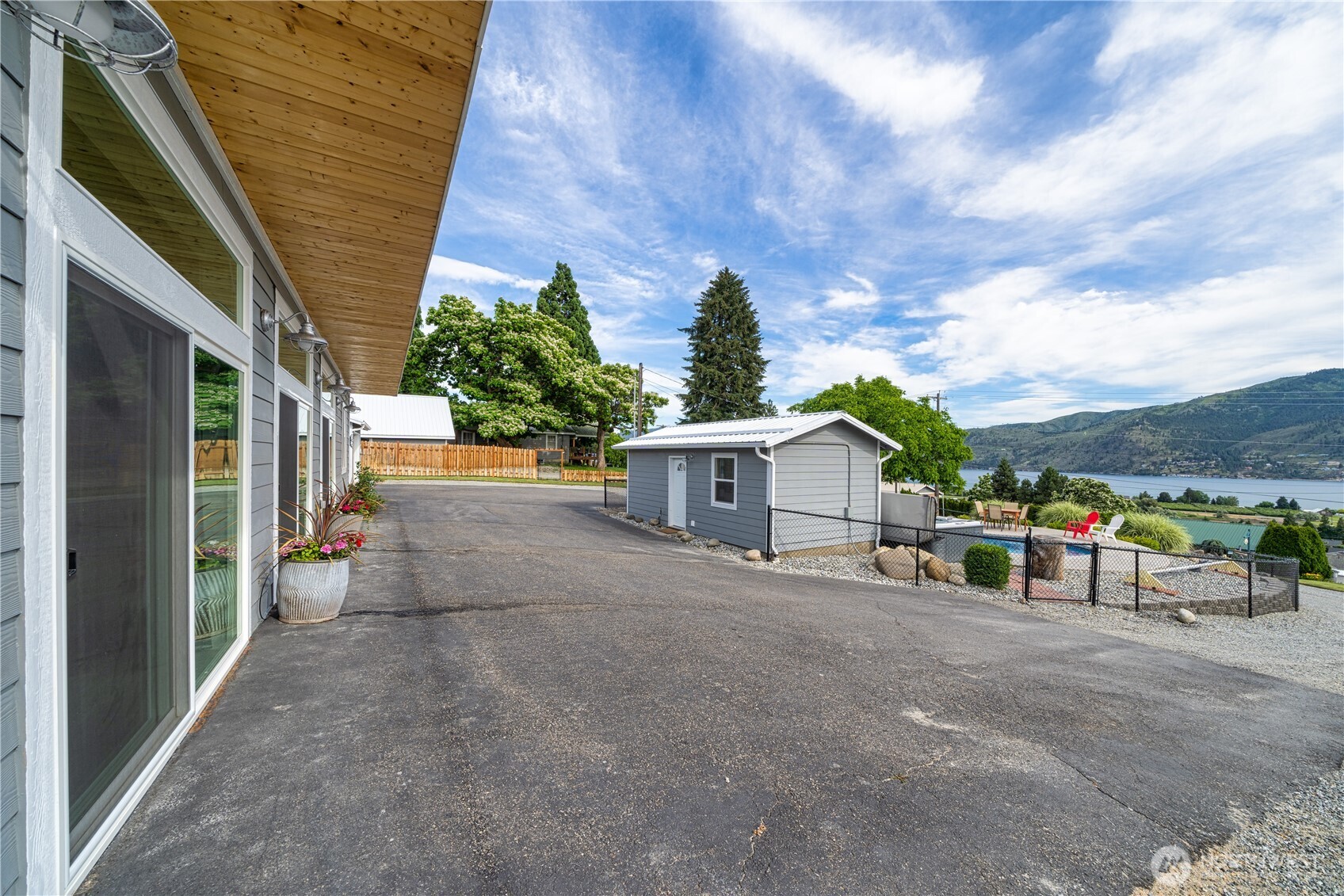 117 Wells Avenue , Manson, WA 98831