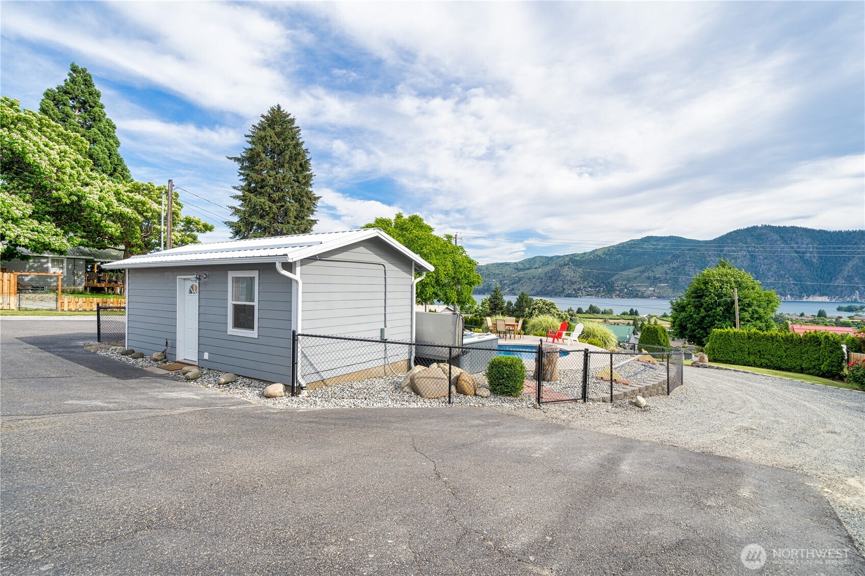 117 Wells Avenue , Manson, WA 98831