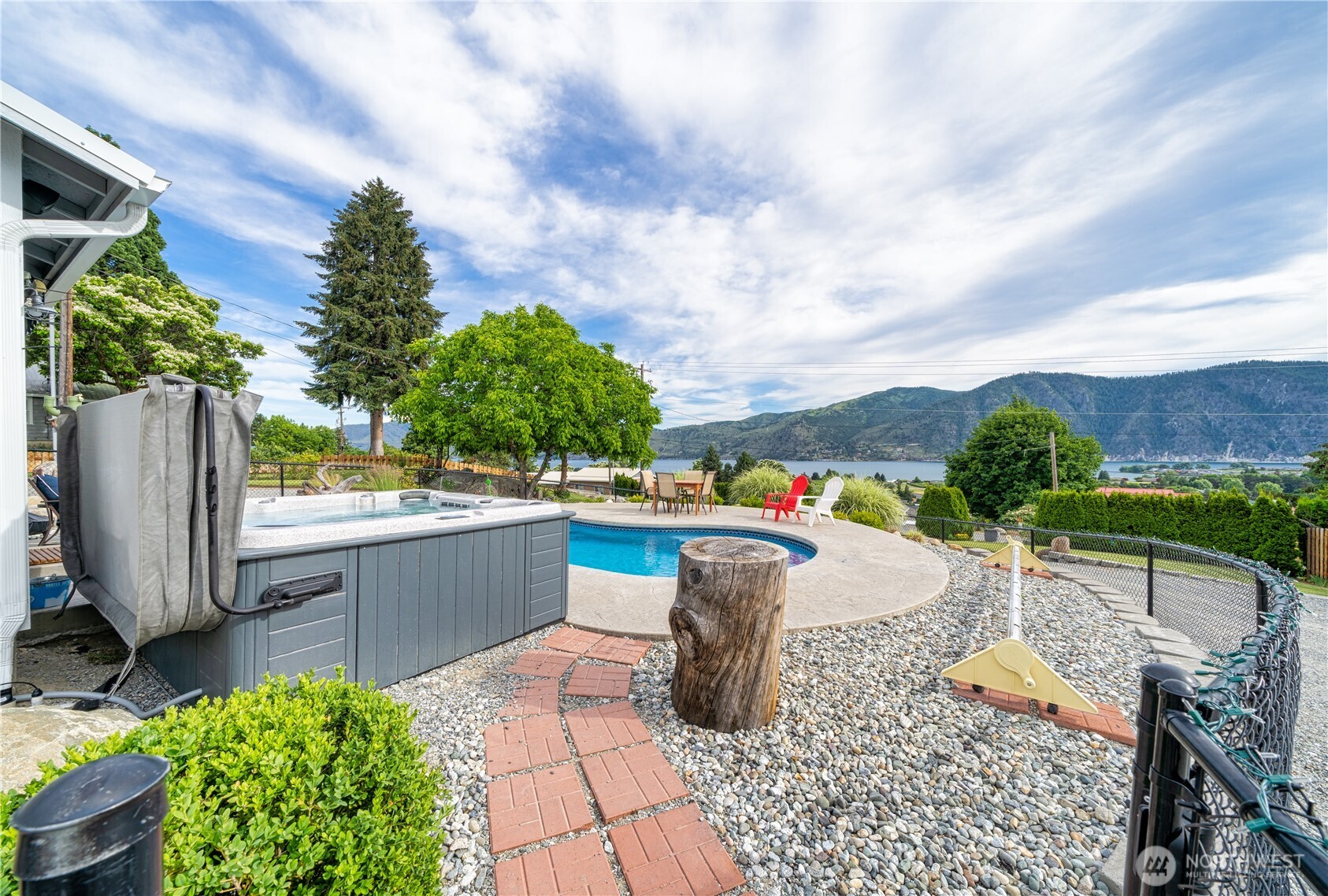 117 Wells Avenue , Manson, WA 98831