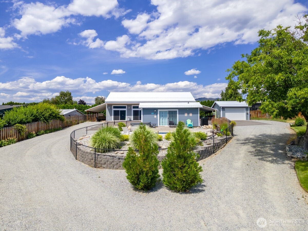 117 Wells Avenue , Manson, WA 98831