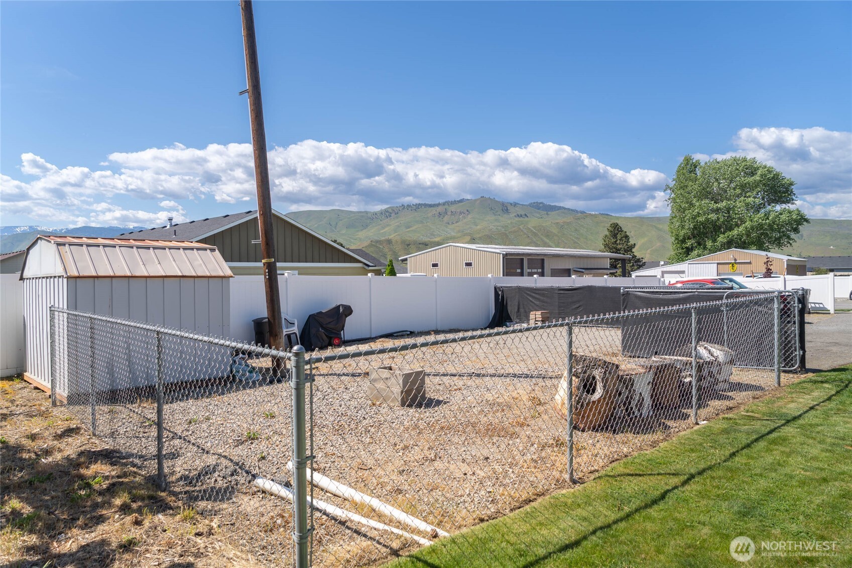 25 Sun Valley Drive , Wenatchee, WA 98801