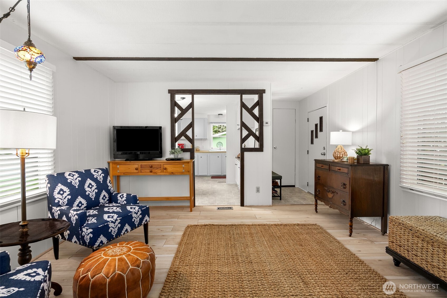 600 NE Lincoln Road #14, Poulsbo, WA 98370