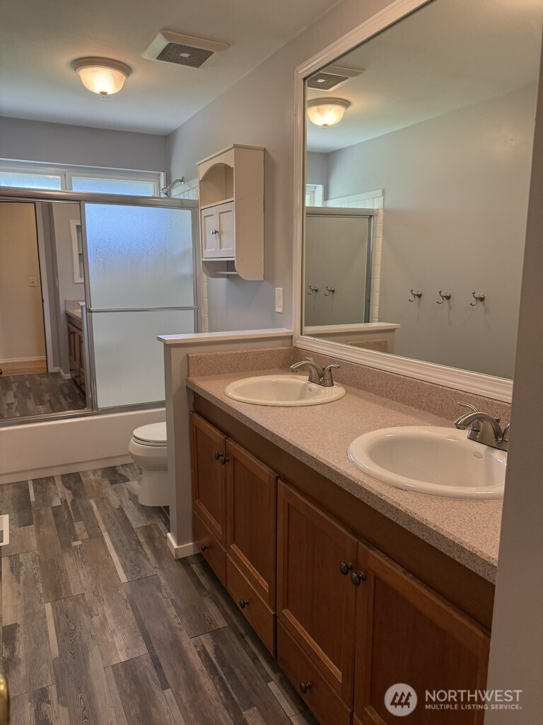 13535 119th Avenue NE, Kirkland, WA 98034