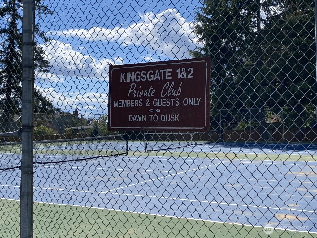 13535 119th Avenue NE, Kirkland, WA 98034
