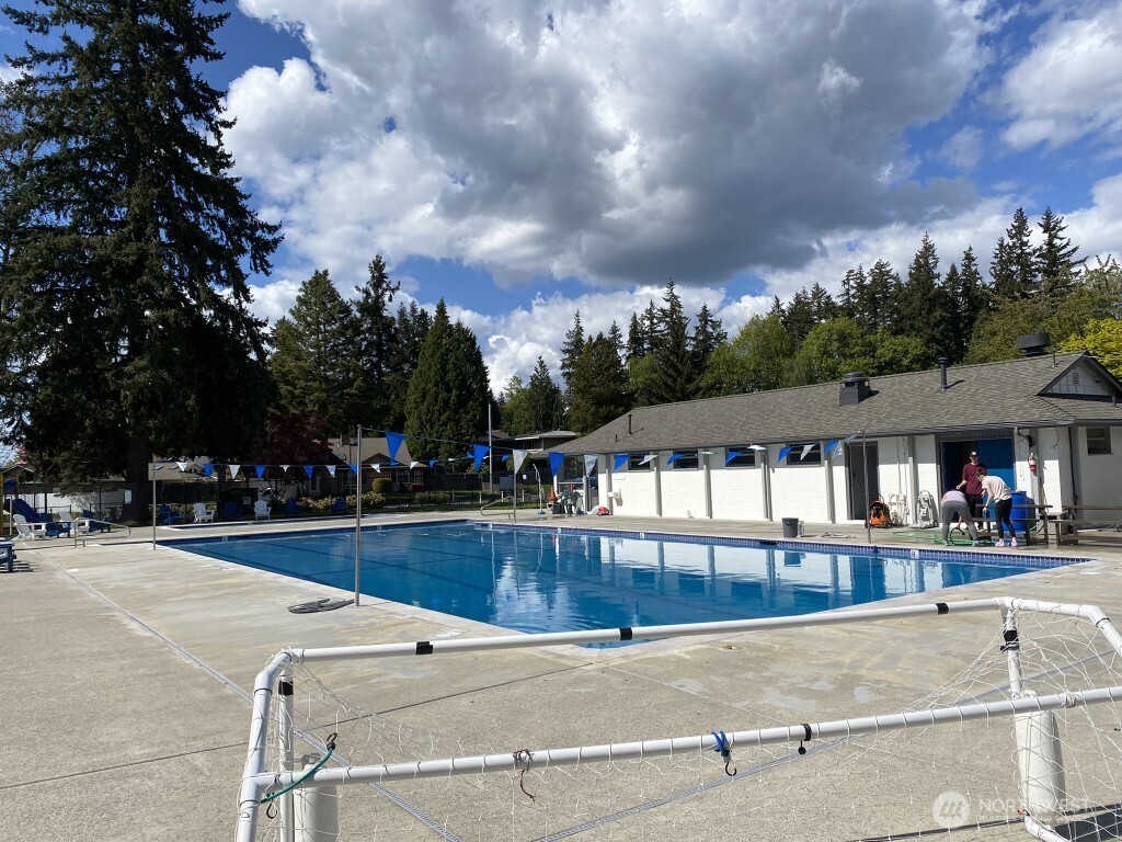 13535 119th Avenue NE, Kirkland, WA 98034