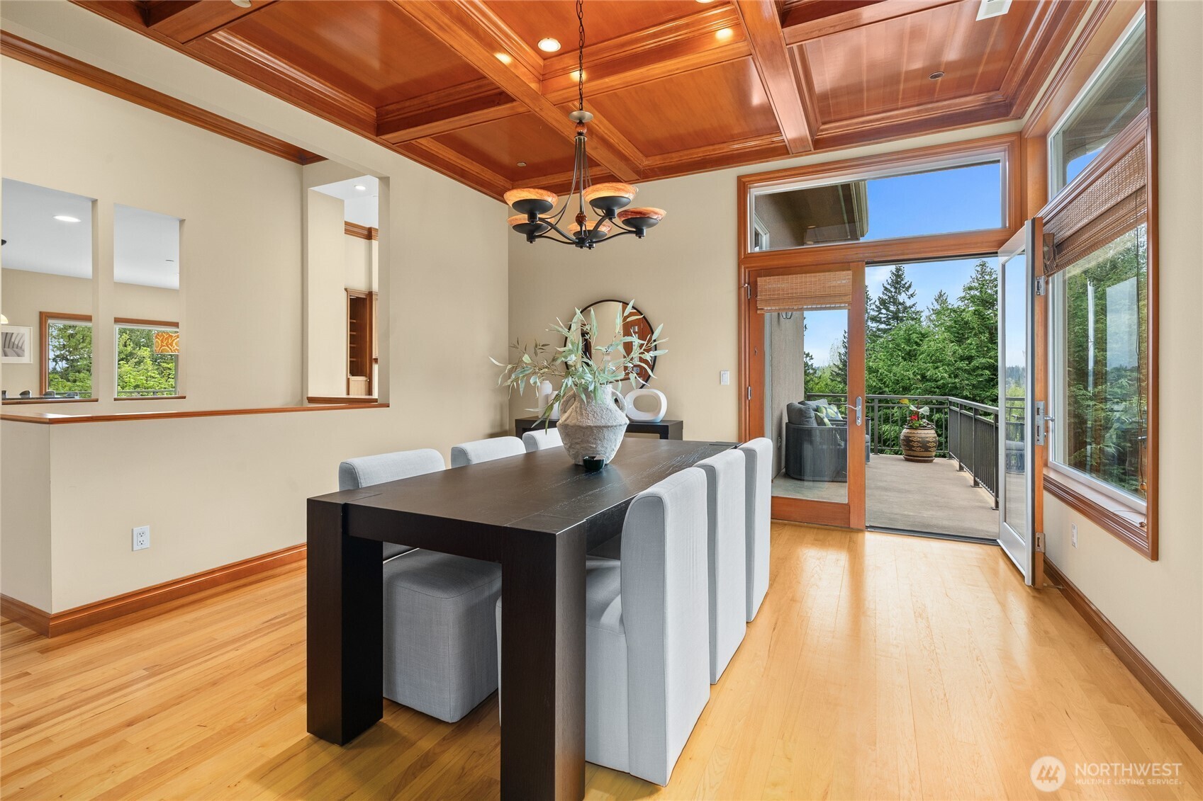 6317 NE 138th Place , Kirkland, WA 98034