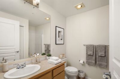 109 2nd Street S #422, Kirkland, WA 98033 - Photo 17