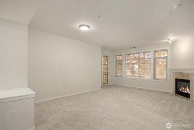 109 2nd Street S #422, Kirkland, WA 98033 - Photo 6